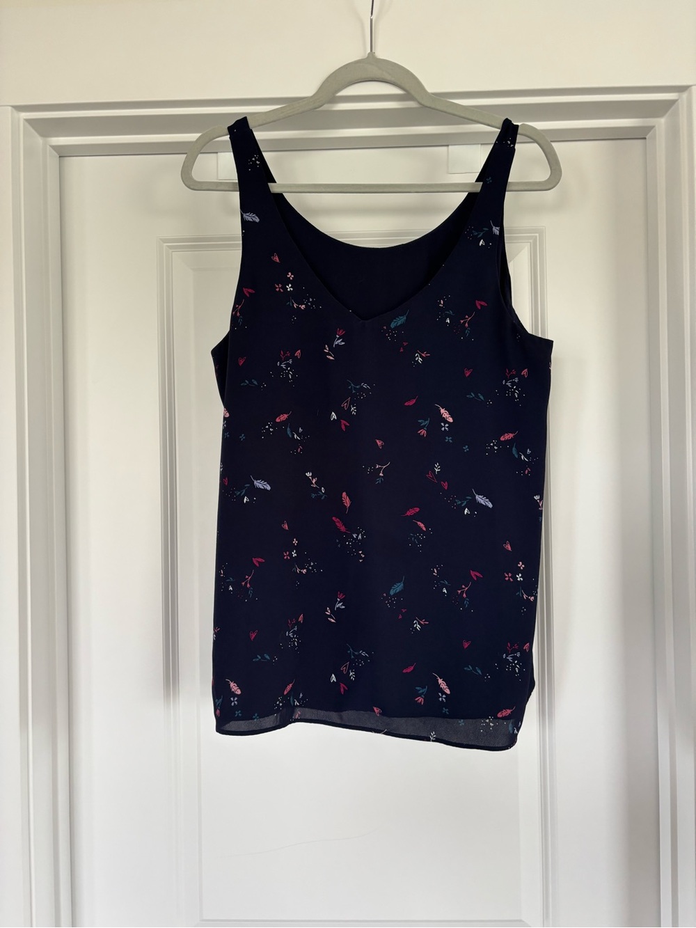 Women’s Navy Floral Sleeveless Tank Top